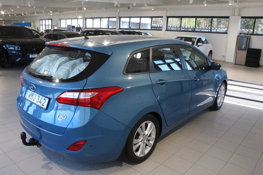 Bild 3 av Hyundai i30 Kombi 1.6 GDI Drag SoV-Hjul