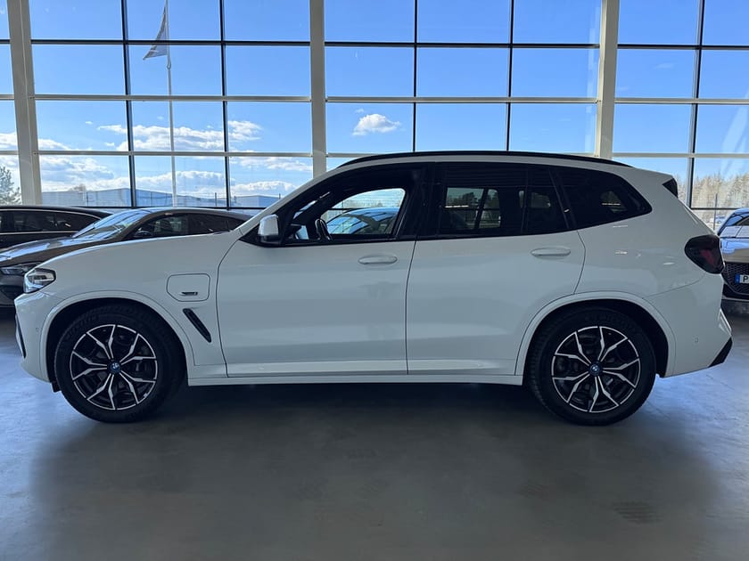 Bild 2 av BMW X3 xDrive30e Steptronic|M-Sport|Drag|Kamera|Moms