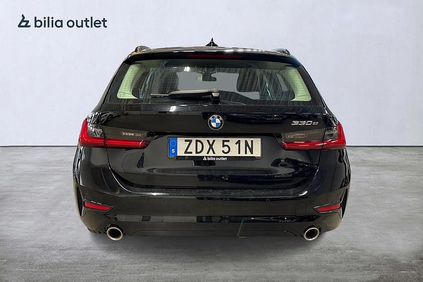 Bild 4 av BMW 330e Touring Steptronic Sport line PDC