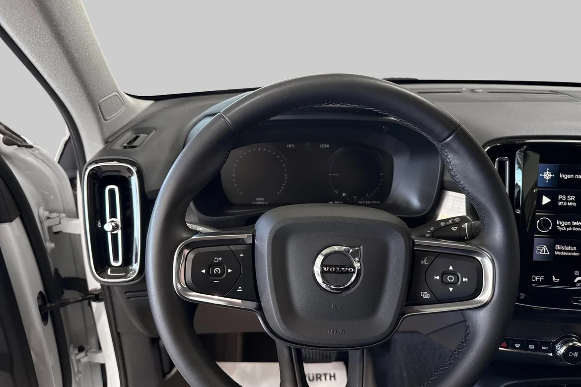 picture of a car