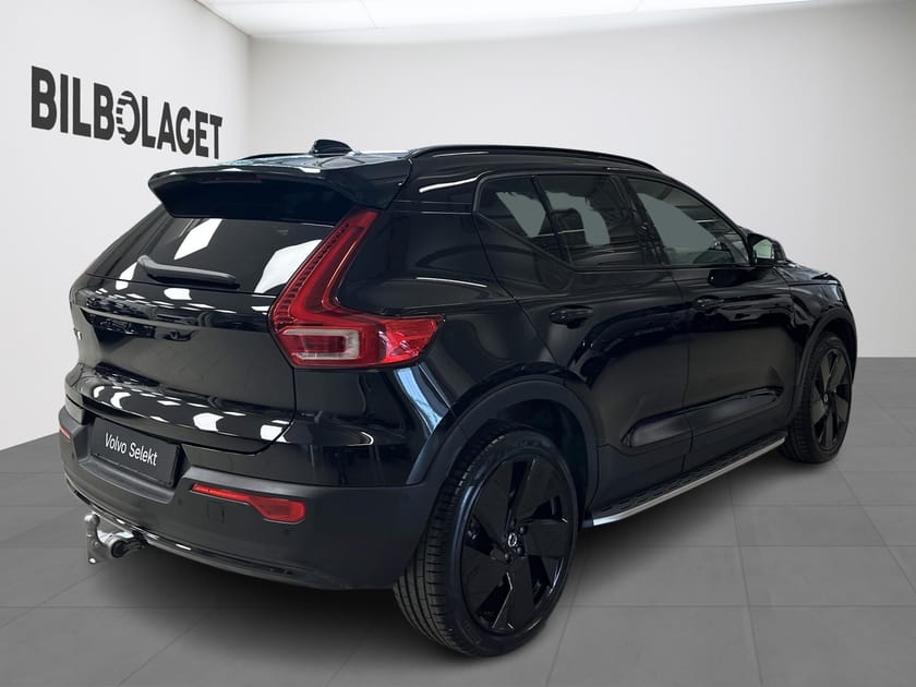 Bild 4 av Volvo EX40 Twin Motor Performance M Ultra Black Edt