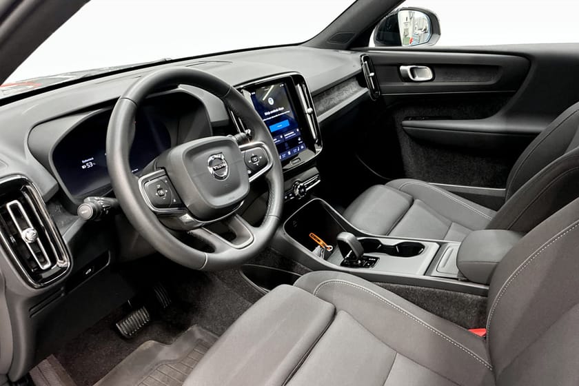 Bild 5 av Volvo EX40 Single Motor Extended Range R Plus Edt