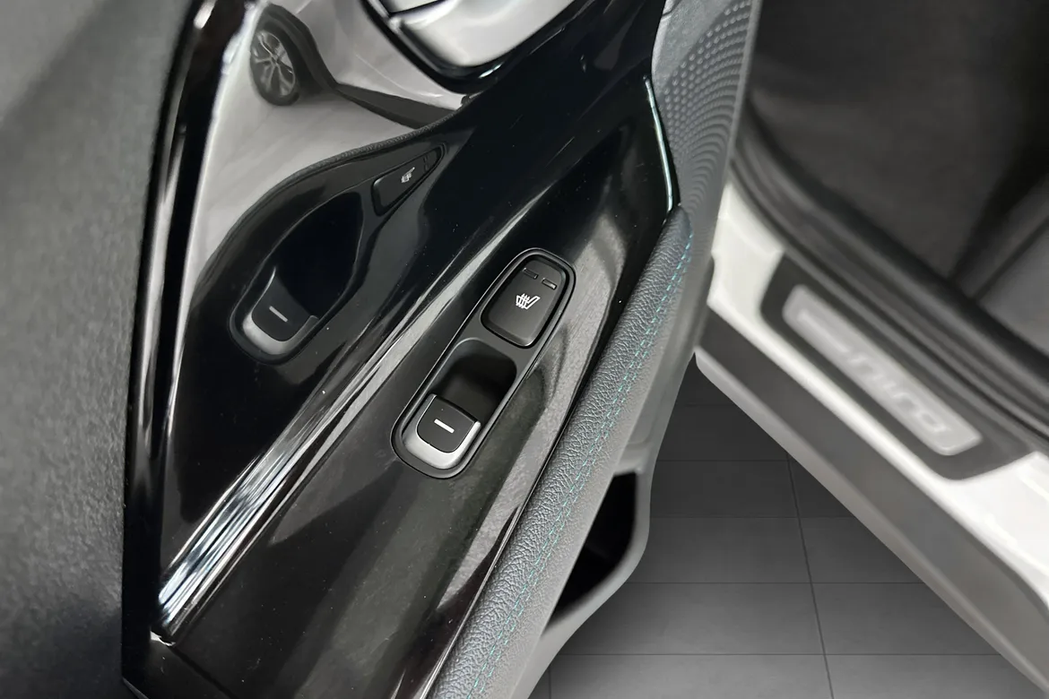 picture of a car
