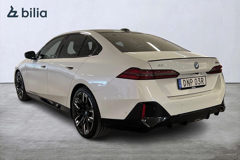 Bild 2 av BMW i5 M60 xDrive Sedan M-sport Pro | Panorama | Komfortstol
