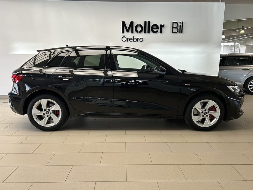 Bild 3 av Audi A3 Sportback 45 TFSI e 272hk S LINE