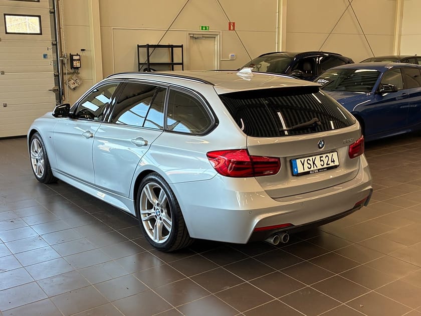 Bild 3 av BMW 320i Touring 320 Steptronic M Sport Navi/Drag/Läder/PDC