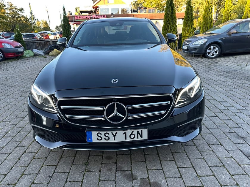 Bild 3 av Mercedes-Benz E 220 d Sedan 9G-Tronic Avantgarde Euro 6/mas stolar/12 m