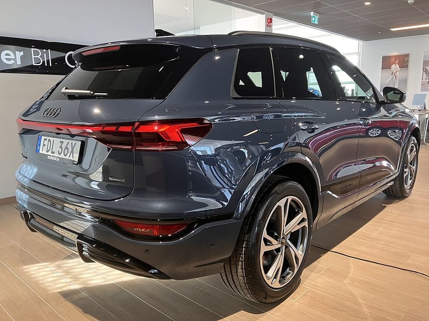 Bild 4 av Audi Q6 e-tron quattro SUV 428hk S-line