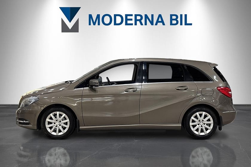 Bild 4 av Mercedes-Benz B 200 CDI BE 136hk Skinn Drag Pano 3,99% Ränta