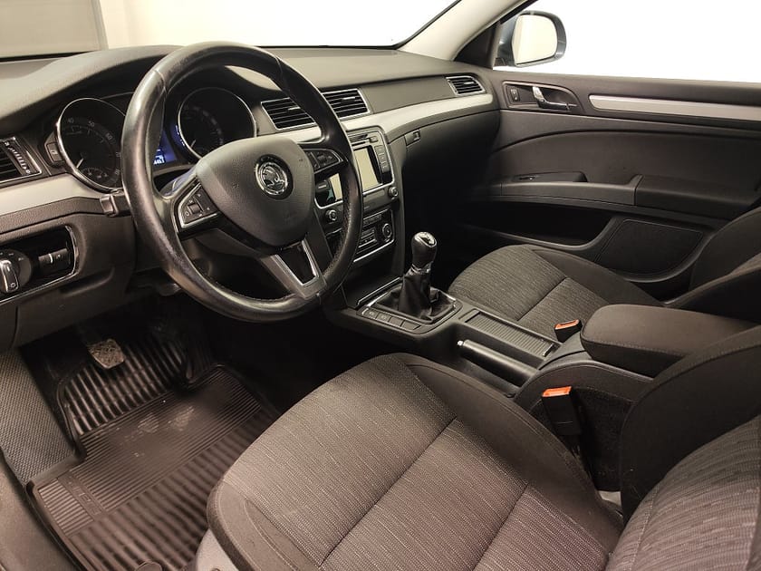 Bild 3 av Škoda Superb Kombi Skoda 1.8 TSI 4x4 Elegance