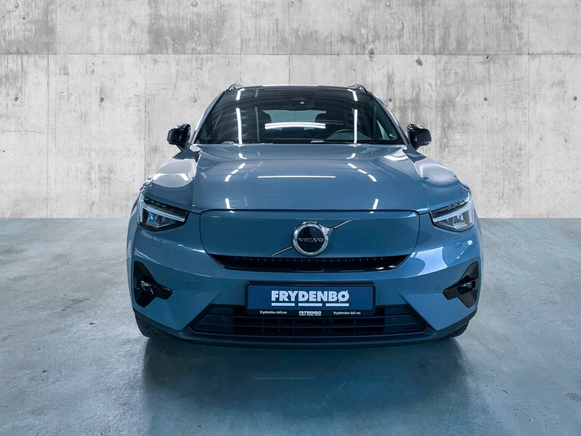 Bilde 2 av Volvo XC40 Recharge Twin motor Plus SEMI.EL.HF|V.PUMPE|19"|TONEDE++