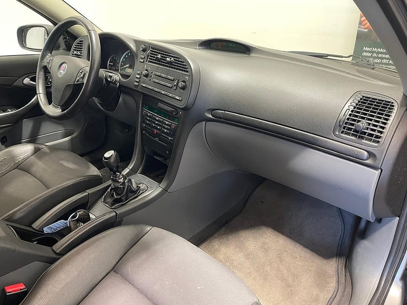 Bild 2 av Saab 9-3 SportCombi 1.8t Linear Euro 4