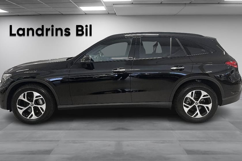 Bild 4 av Mercedes-Benz GLC 220 d 4MATIC SUV AMG-Line/Värmare/Drag/Night