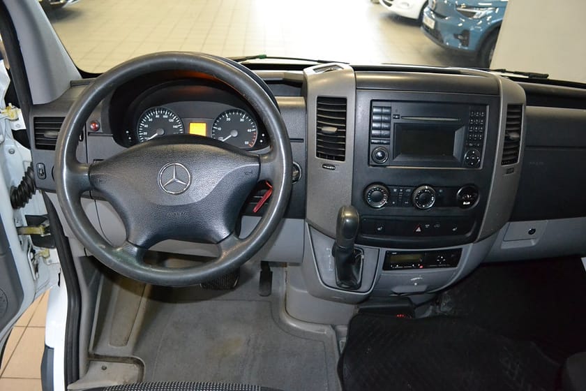 Bild 5 av Mercedes-Benz Sprinter 316 CDI Chassi Crew Cab 163Hk Aut Dubbelhytt Drag