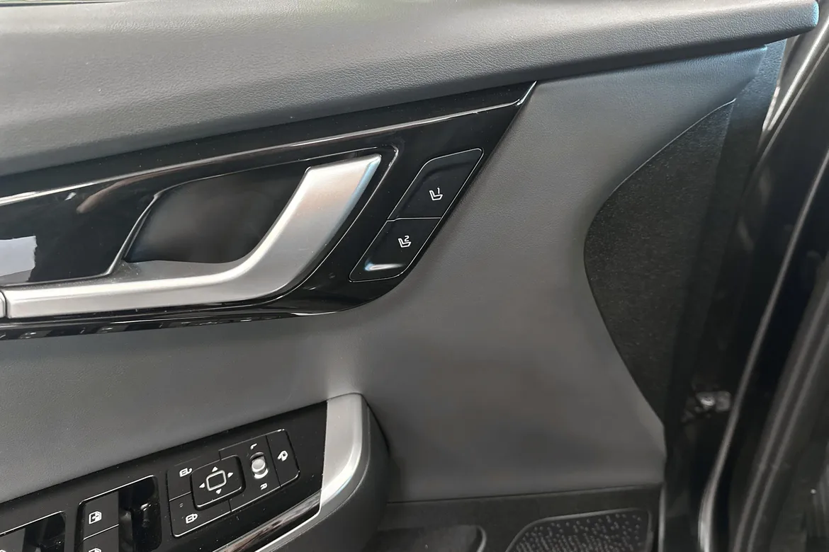 picture of a car