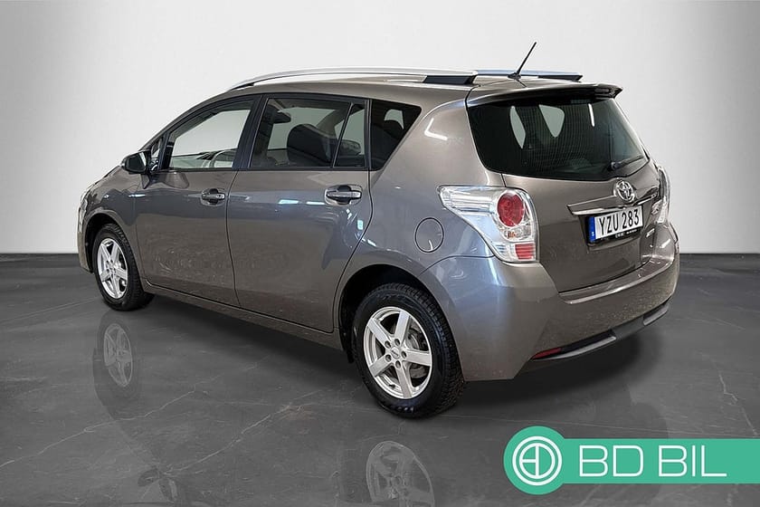 Bild 5 av Toyota Verso 1.8 Valvematic 7-SITS LÅGA MIL BACKKAMERA SE SKICK