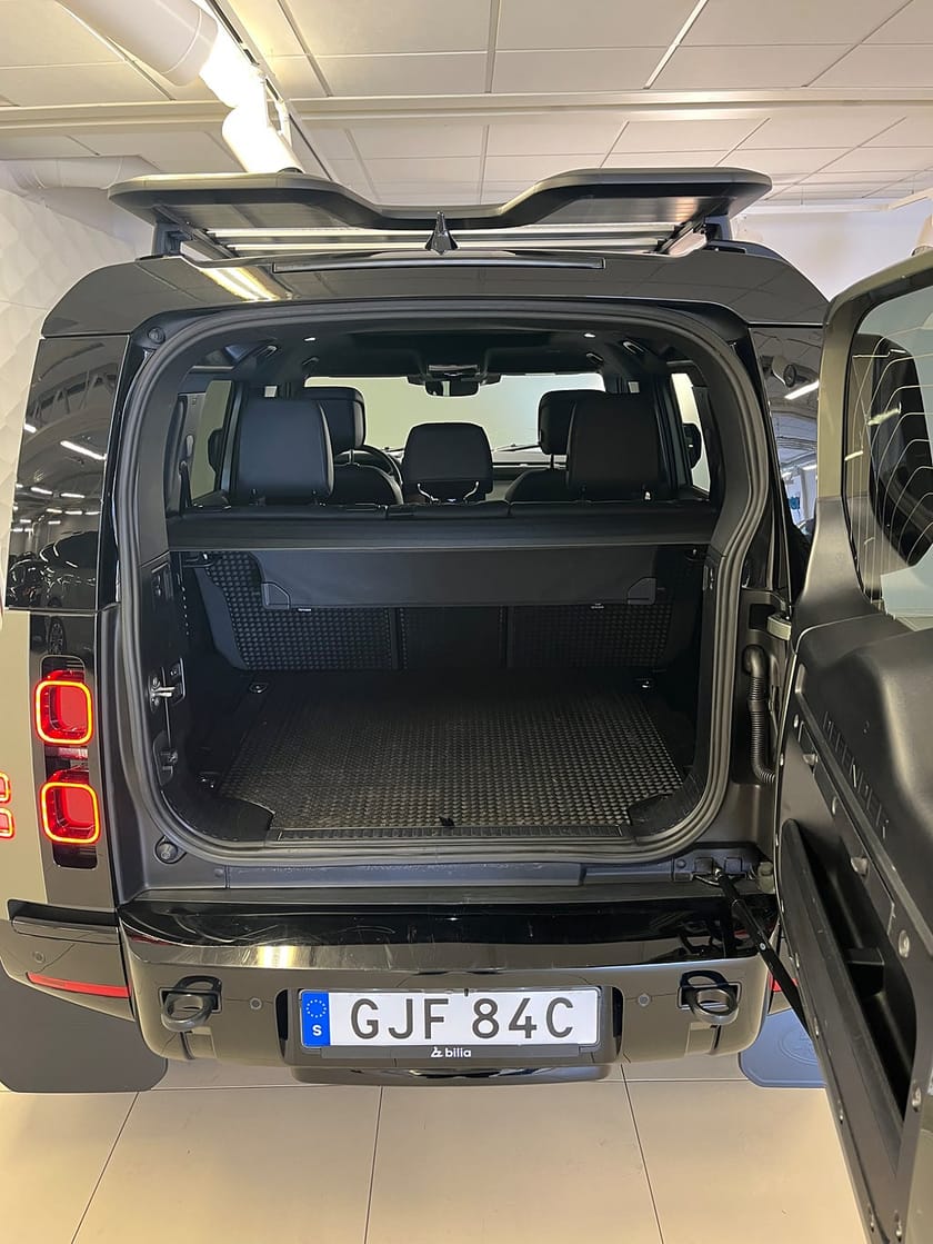 Bild 4 av Land Rover Defender 110 D300 MHEV X-Dynamic HSE / Explorer Pack / Momsbil!