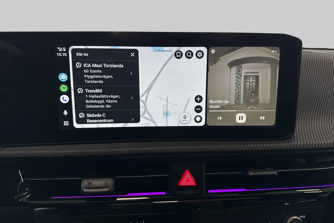 picture of a car