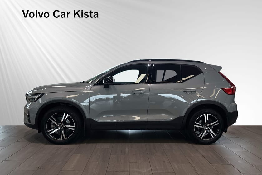 Bild 3 av Volvo XC40 B3 FWD Bensin Plus Dark