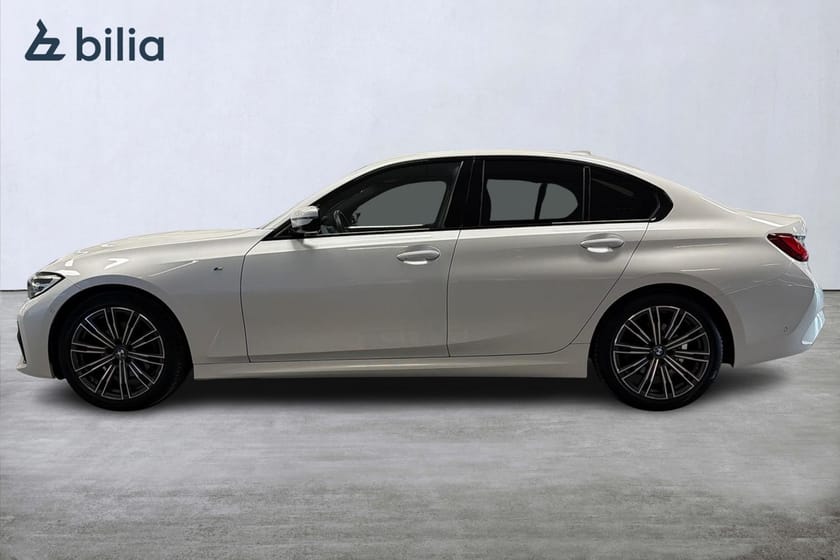 Bild 3 av BMW 320d xDrive Sedan 320 M-sport | Backkamera | Värmare | Navi