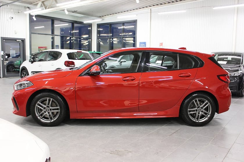 Bild 5 av BMW 118i M-Sport Ambient skinn Drag SoV