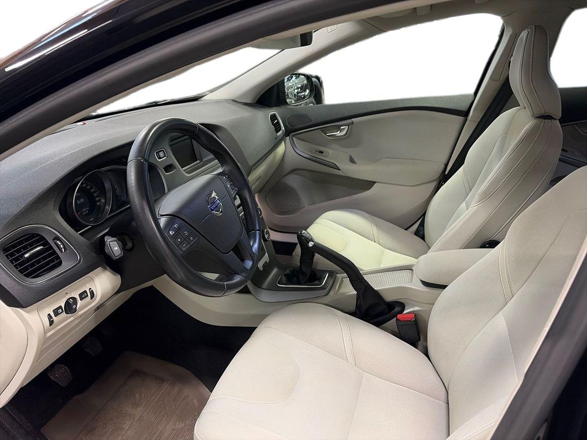 Volvo V40 2015 - miniatyr 4