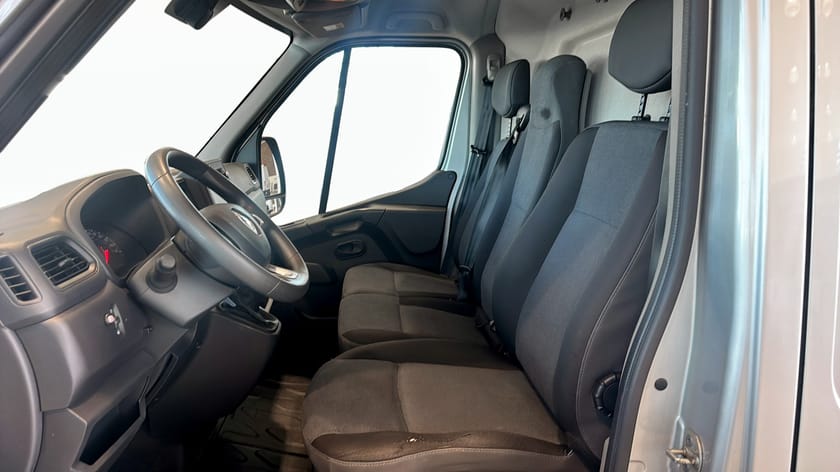 Bild 5 av Renault Master L3H2 180hk 2dörrar/Fjärr.värmare/Navi
