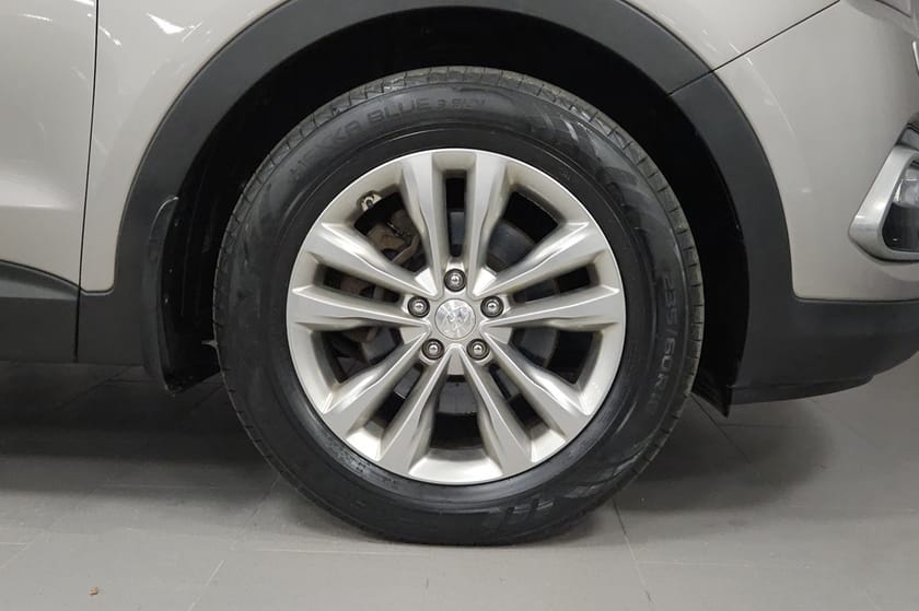 Bild 5 av Hyundai Santa Fe 2.2 CRDi-R 4WD 200HK Aut Drag