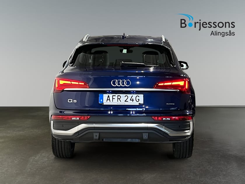 Bild 5 av Audi Q5 Sportback 40 TDI quattro S Line Q S Tronic Alpin & Matrix