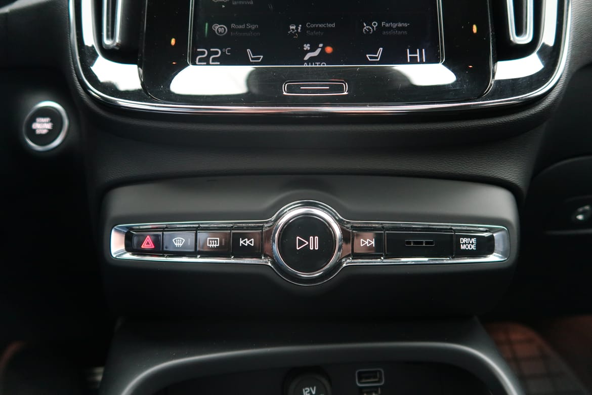 Volvo XC40 2019 - miniatyr 13