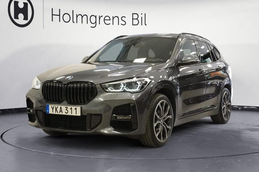 Bild 1 av BMW X1 xDrive25e M Sport Connected Parking Kamera HiFi