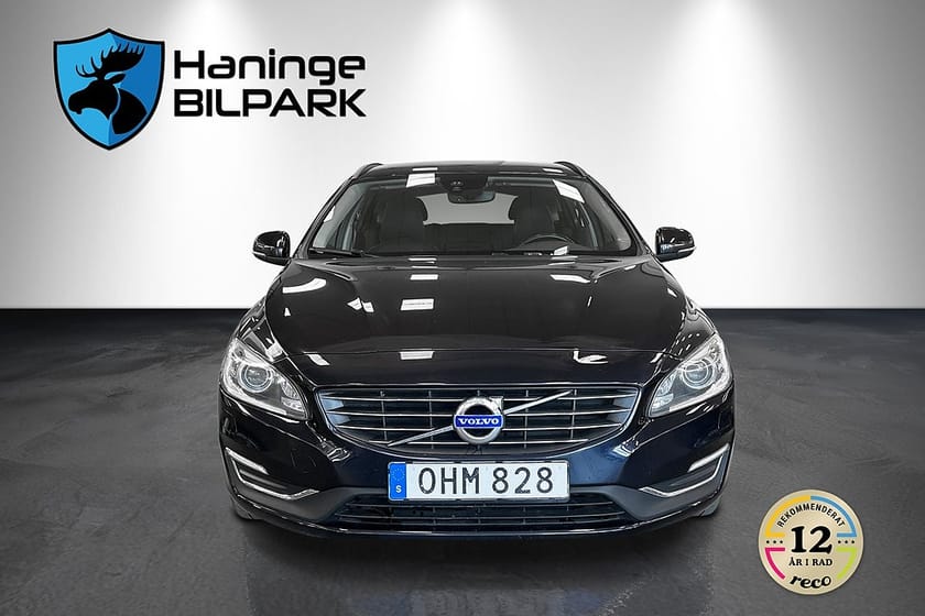 Bild 3 av Volvo V60 D5 Plug-in Hybrid AWD SUPERDEAL 3.95% / DRAG / PDC / BT