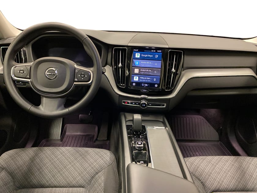 Bild 5 av Volvo XC60 Recharge T6 Core Edition - Pilot Assist