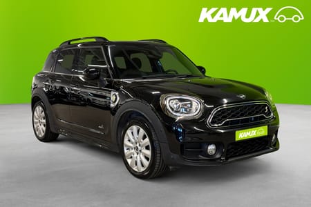 MINI Countryman Cooper SE ALL4 Chili II 224hk Pano Skinn B-Kamera H/K HuD