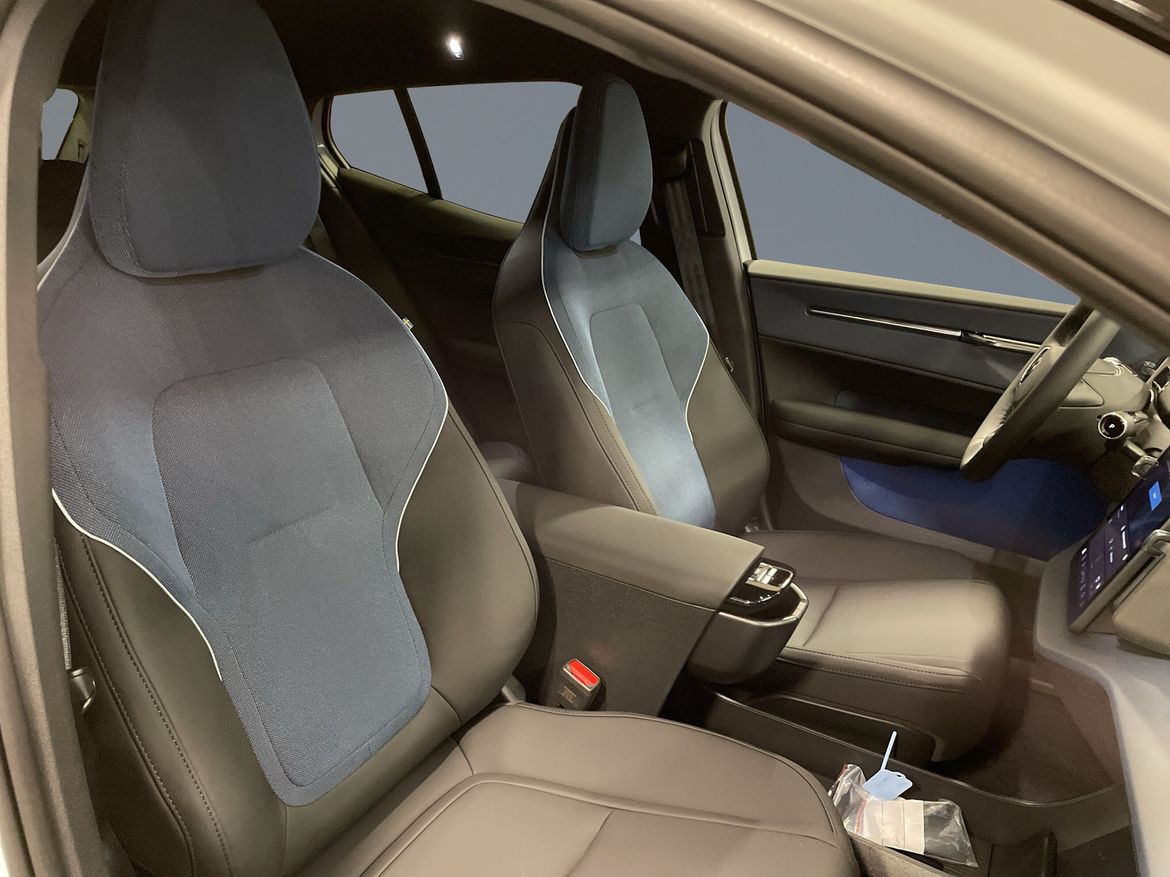 Bild 6 av 6 på bilen