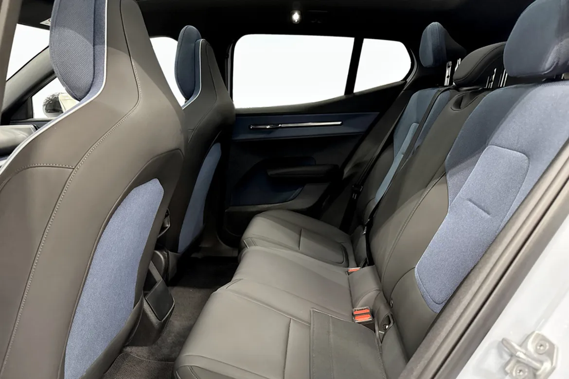 Volvo EX30 Single Motor Extended Range