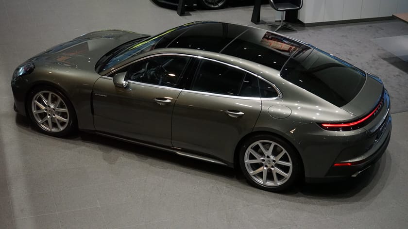 Bild 3 av Porsche Panamera 4 E-Hybrid 