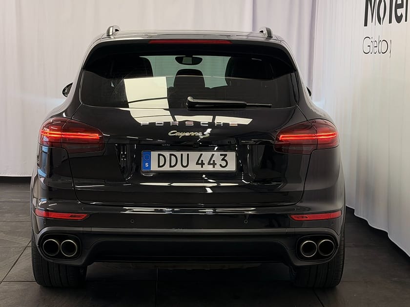 Bild 5 av Porsche Cayenne S E-Hybrid Platinum Edition/Bose/Drag/Pano