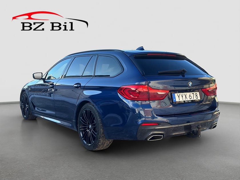 Bild 3 av BMW 540d xDrive Touring 540 M Sport HUD Pano 360º Värmare