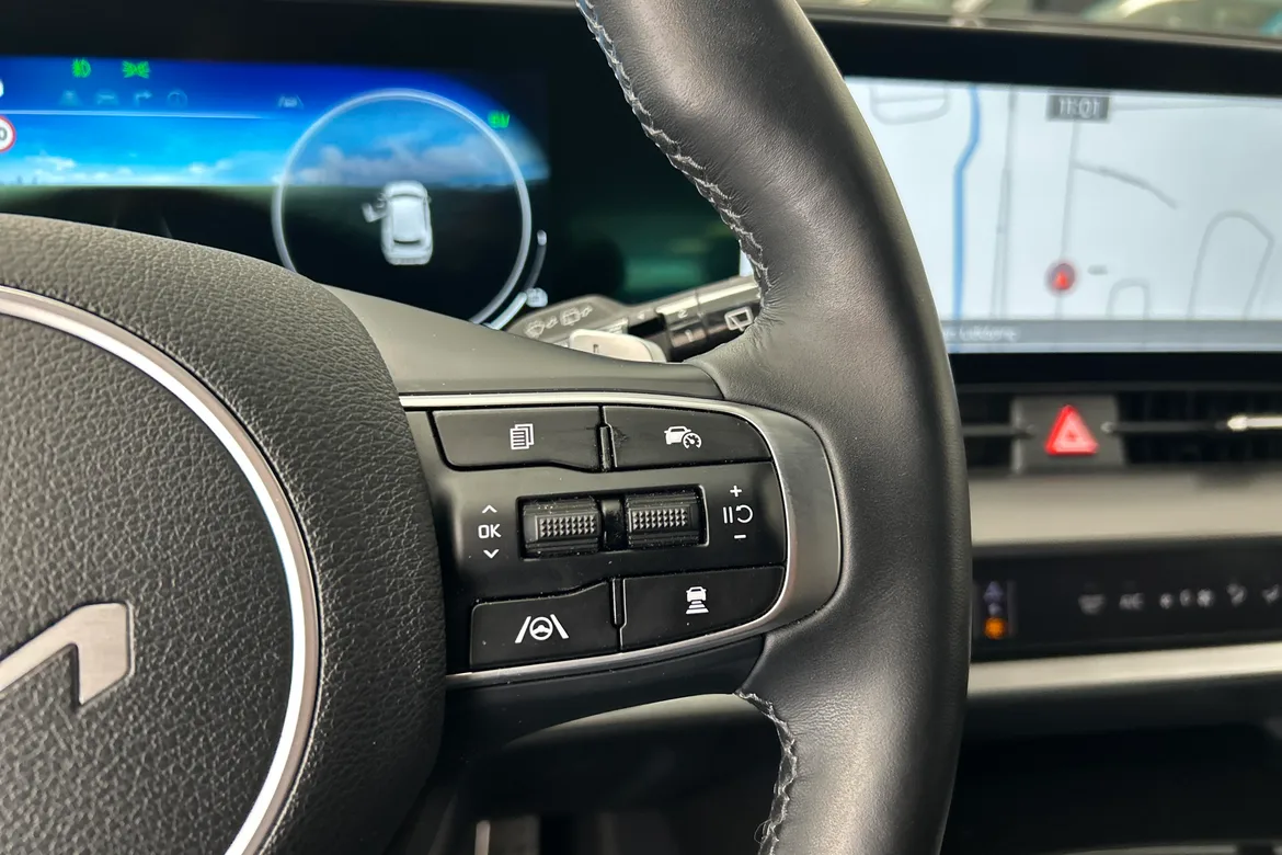 picture of a car