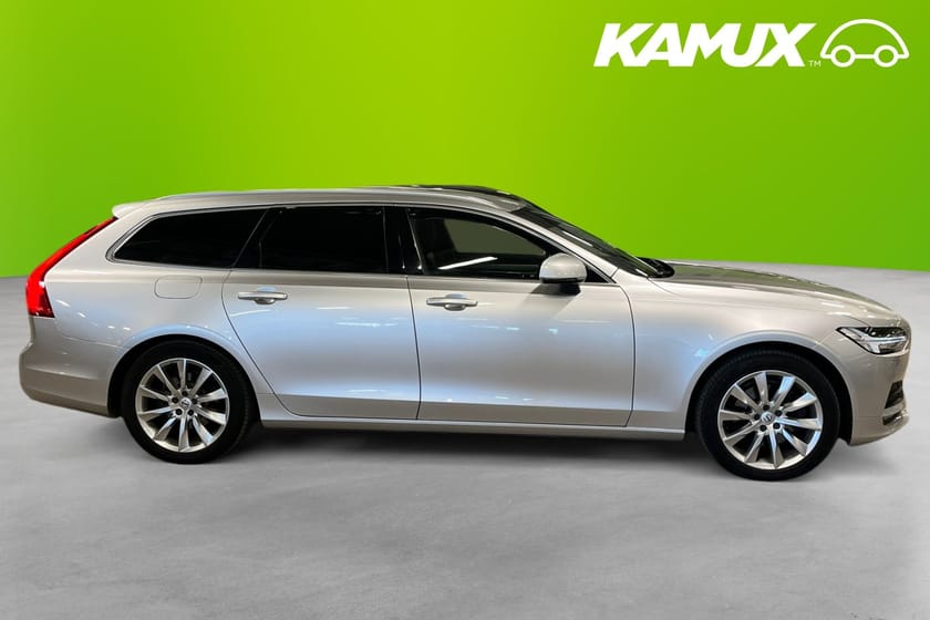 Bild 2 av Volvo V90 D3 150hk Momentum Värmare VOC Sensorer