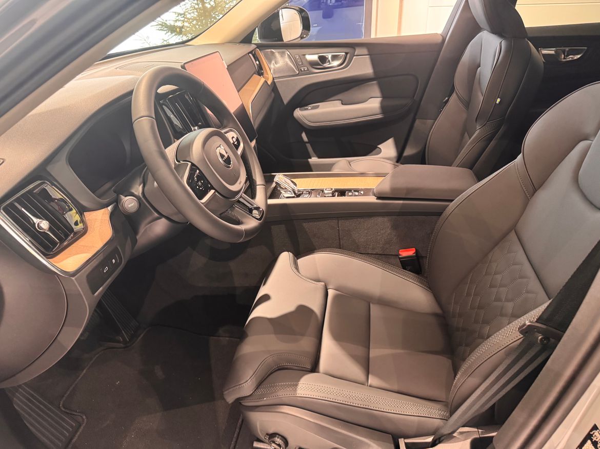 Bild 4 av 6 på bilen