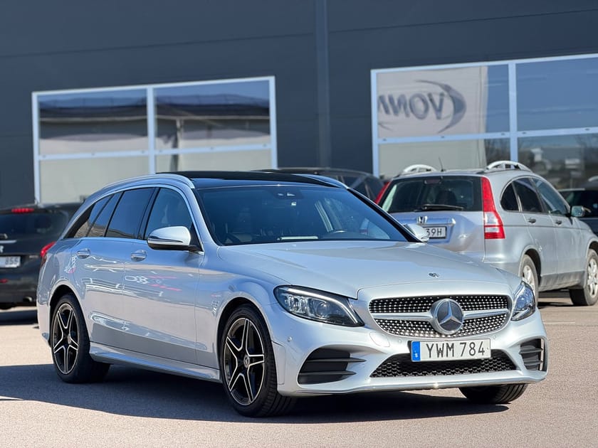 Bild 4 av Mercedes-Benz C 200 T 9G-Tronic AMG Pano Cockpit Navi B-Kamera Drag