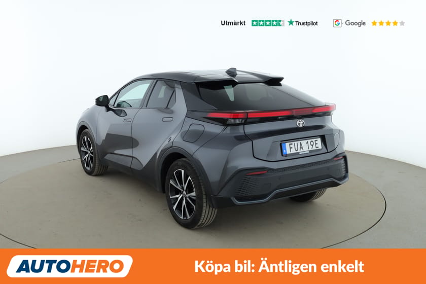 Bild 3 av Toyota C-HR PHEV / Rattvärme, Backkamera, GPS