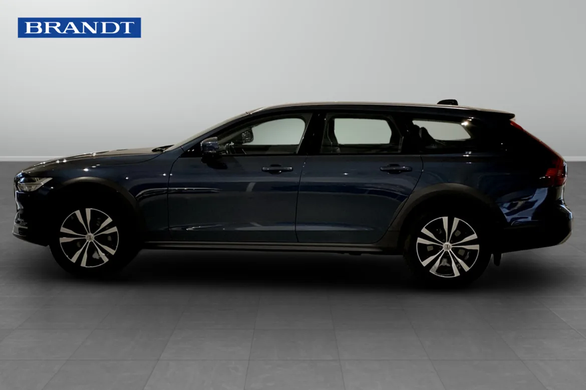 Volvo V90 Cross Country