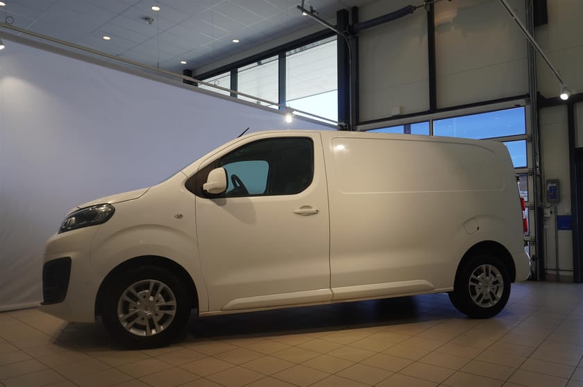 Bild 3 av Citroën Jumpy Van 2.0 Blue HDi 120 Man Backkamera Värmare Apple CarPlay