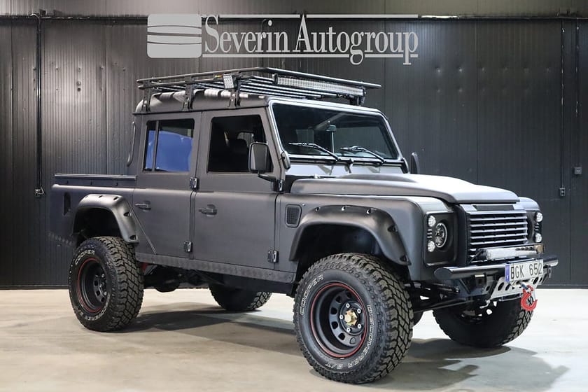 Bild 1 av Land Rover Defender 110 Dubbelhytt Pick Up SE 2.4 TD4 4x4 (122hk)