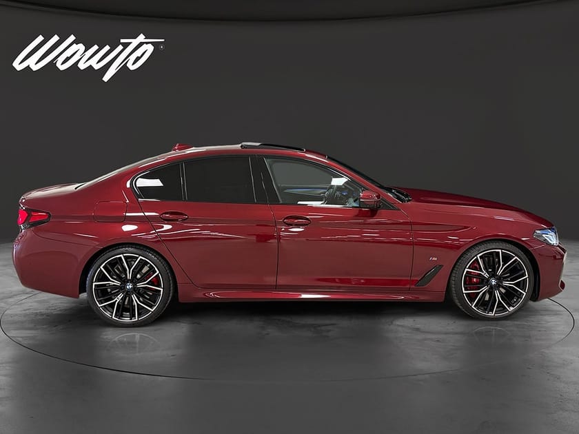 Bild 3 av BMW M550i xDrive Sedan 530HK Ultimate Edt /B&W /HuD /Se Spec
