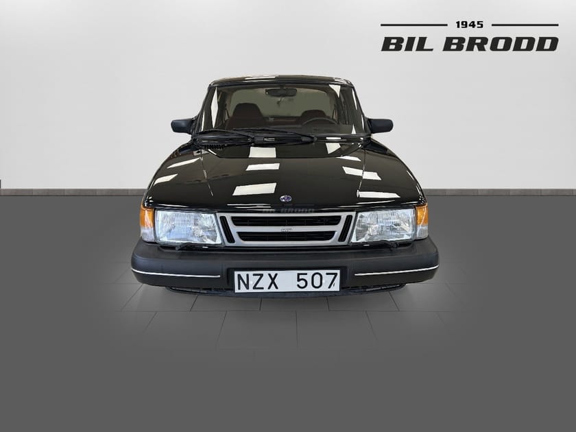 Bild 2 av Saab 900  Sedan 2,0i 4d 1 ägare