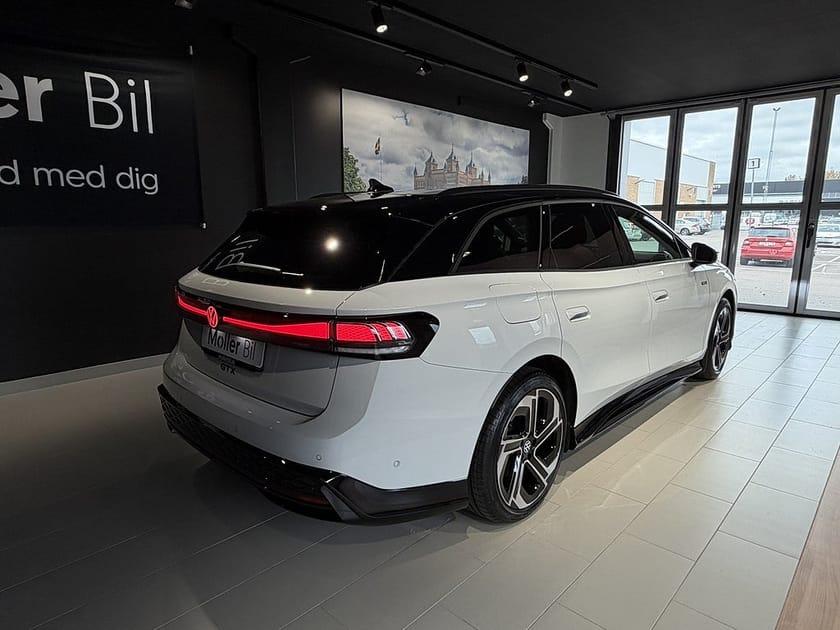 Bild 3 av Volkswagen ID.7 GTX Tourer GTX, 340hk, 4MOTION